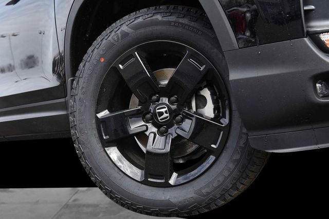 New 2026 Honda Ridgeline Black Edition image 3