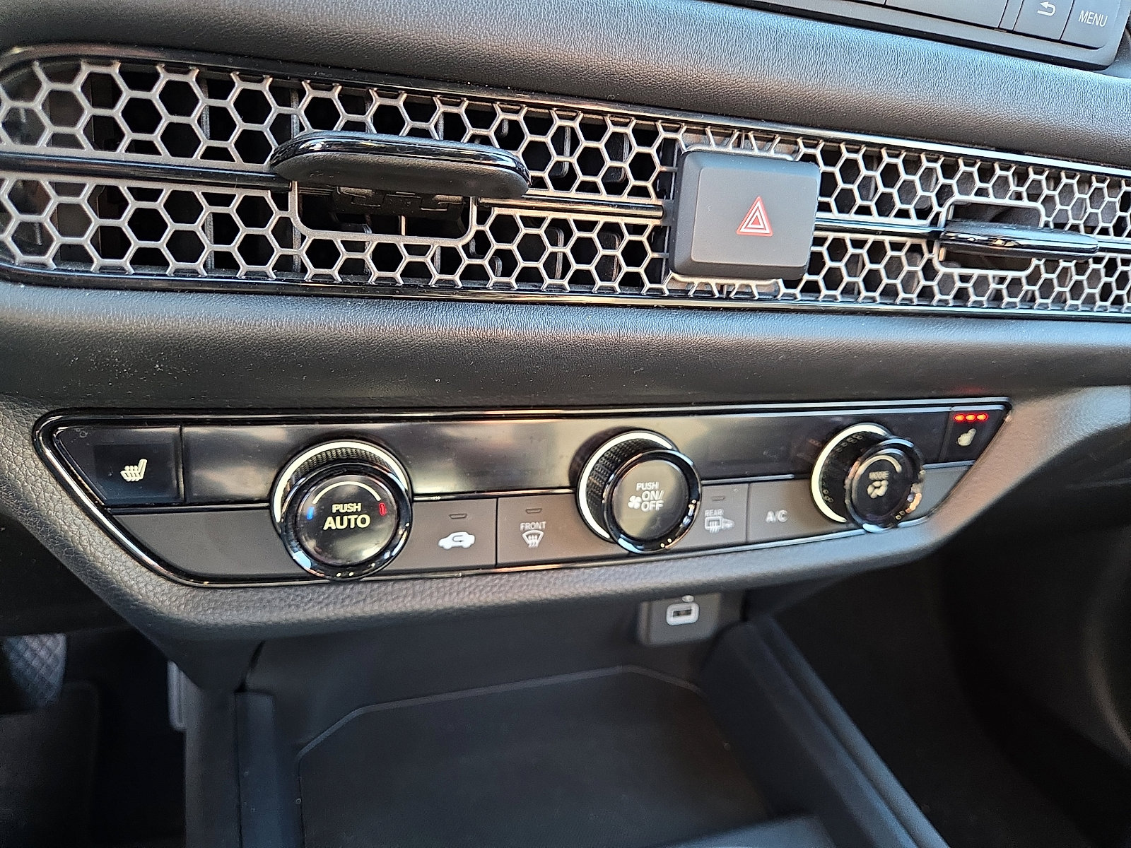 Used 2023 Honda HR-V Sport image 16