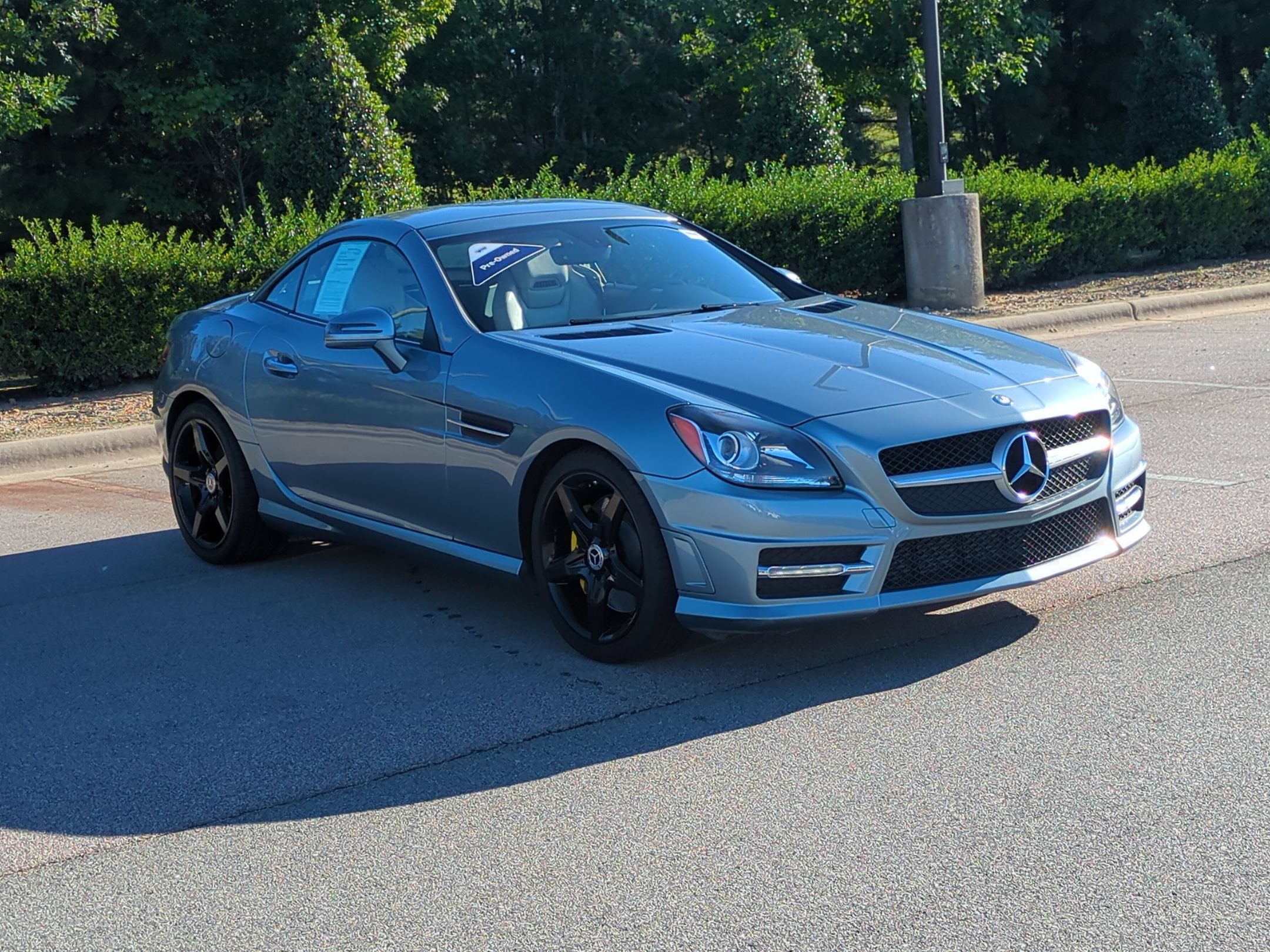 Used 2013 Mercedes-Benz SLK 250 image 2