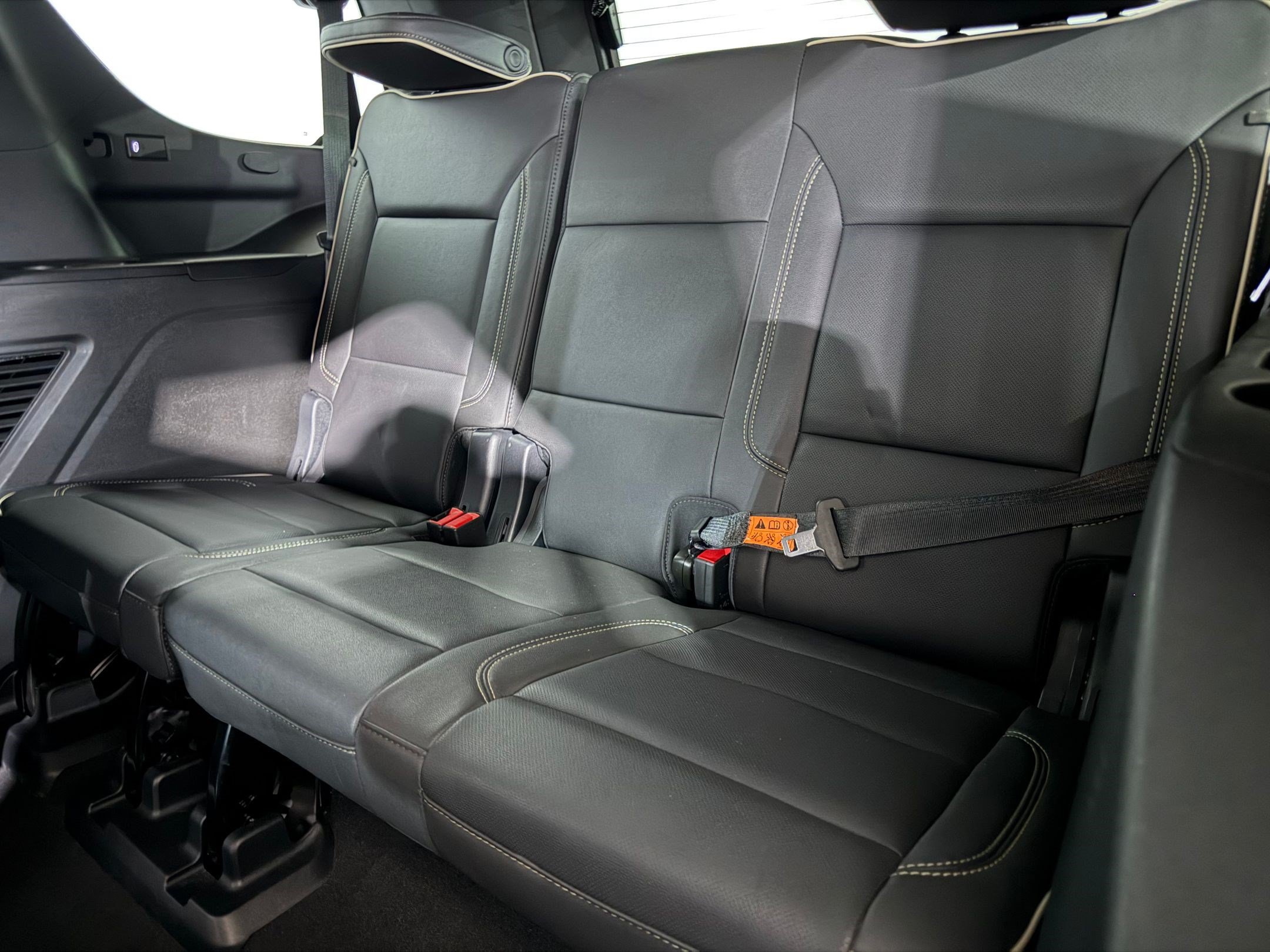 Used 2023 Chevrolet Tahoe Premier AWD/4WD image 30