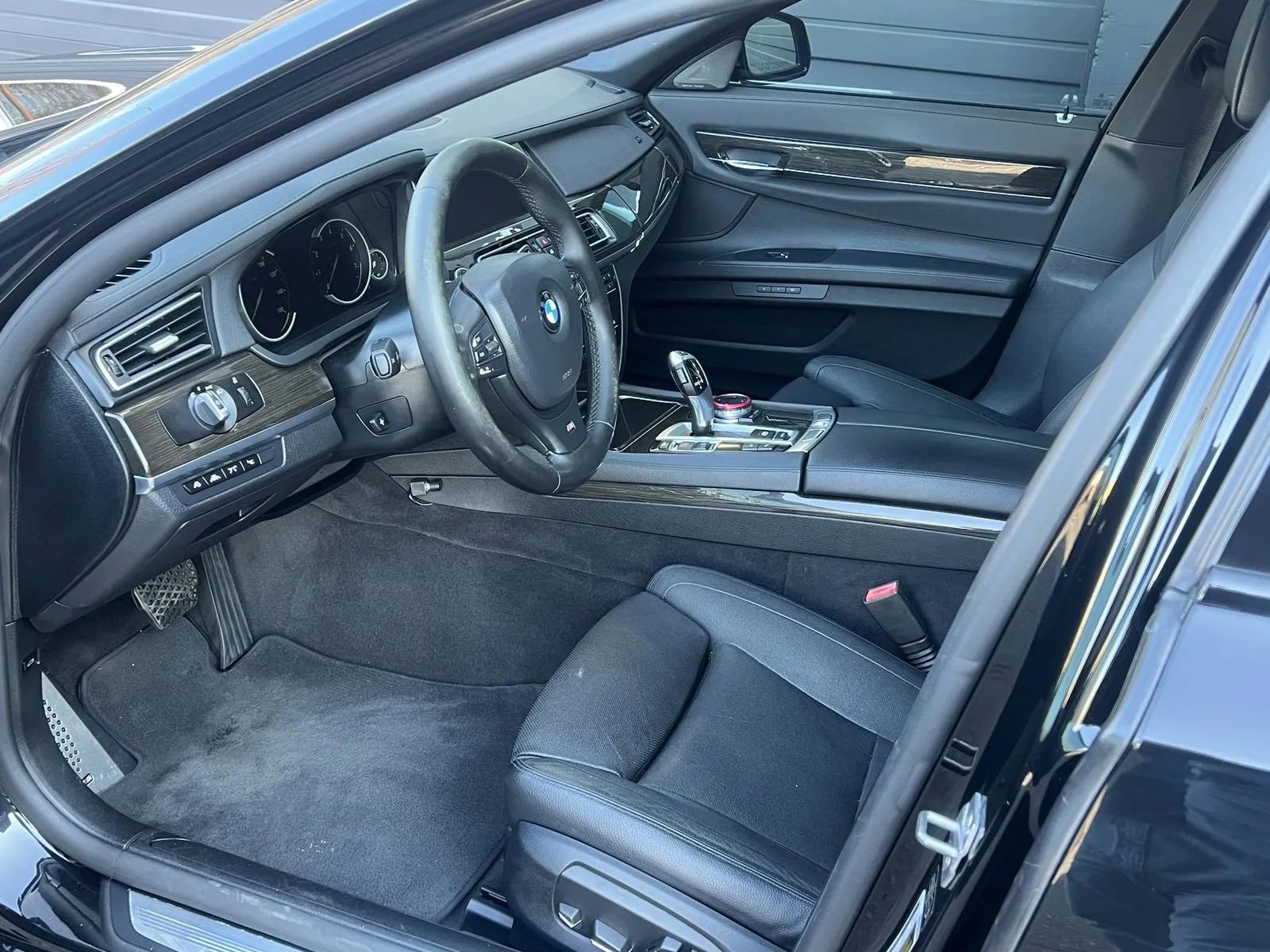 Used 2015 BMW 740i 740i Sedan 4D image 12