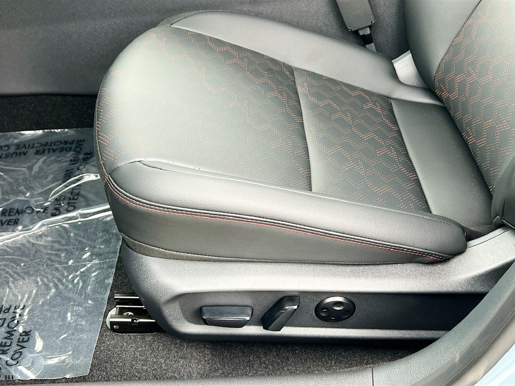 New 2026 Nissan Sentra SR w/ SR Premium Package FWD image 19