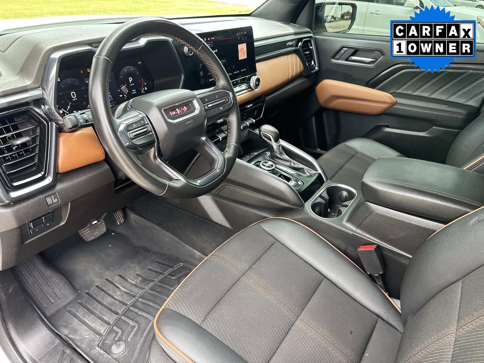 Used 2025 GMC Canyon AT4 AWD/4WD image 26