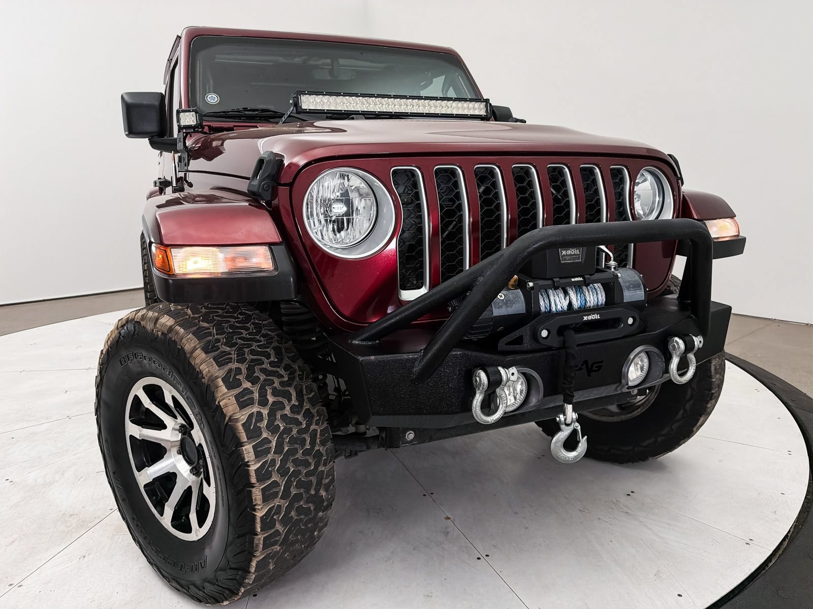 Used 2021 Jeep Gladiator Overland w/ Popular Equipment Package AWD/4WD image 2