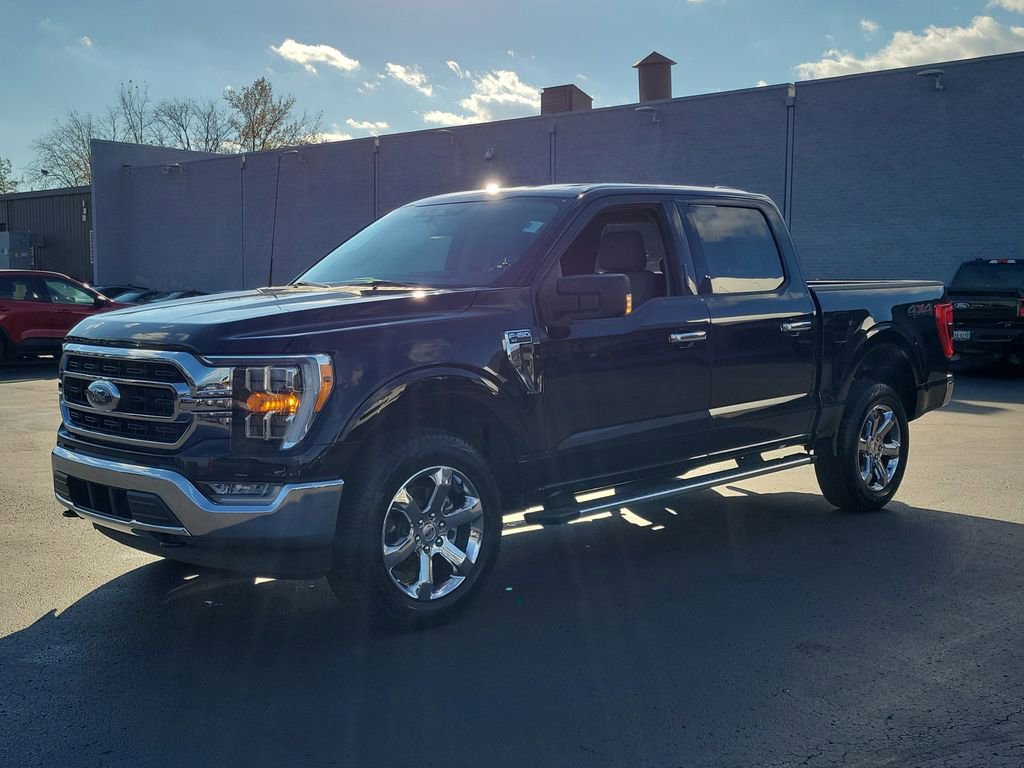 Certified 2022 Ford F150 XLT w/ Equipment Group 302A High image 8