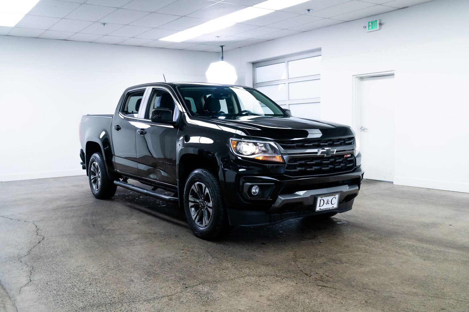 Used 2021 Chevrolet Colorado Z71 w/ Safety Package AWD/4WD image 24