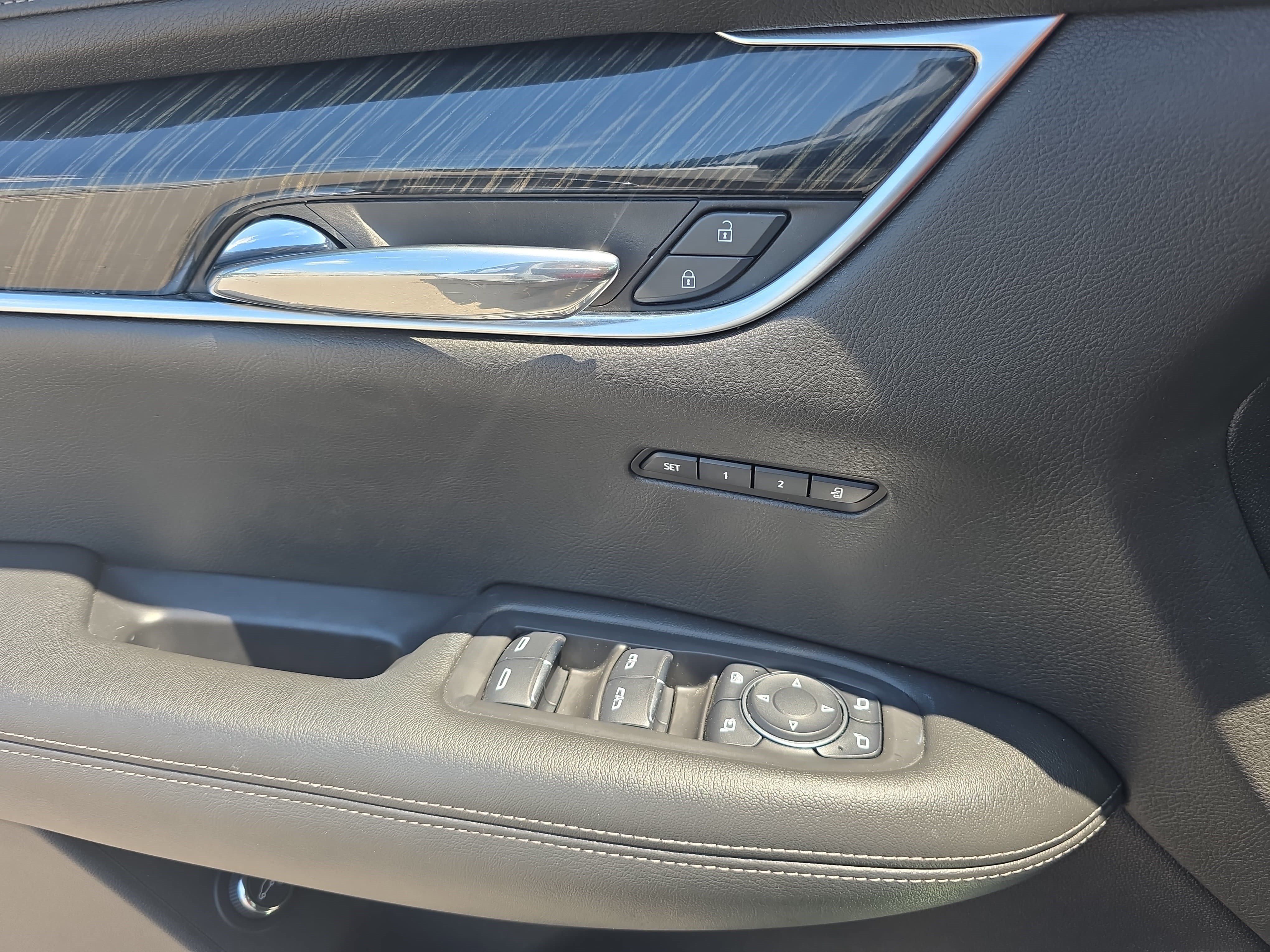Used 2021 Cadillac XT6 Premium Luxury FWD image 29