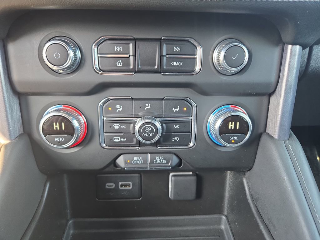 Used 2024 GMC Yukon SLE AWD/4WD image 25