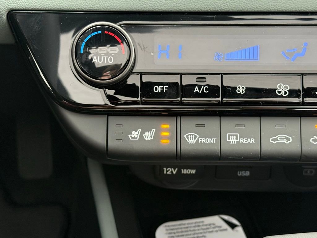 New 2026 Hyundai Elantra Limited image 34