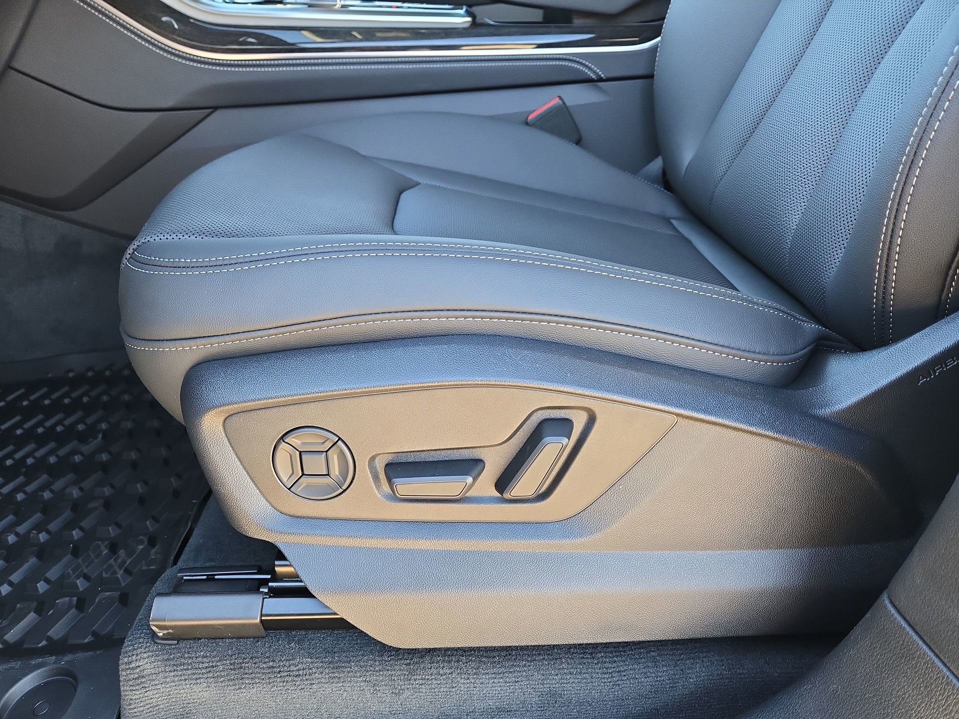 New 2026 Audi Q7 3.0T Premium Plus image 17