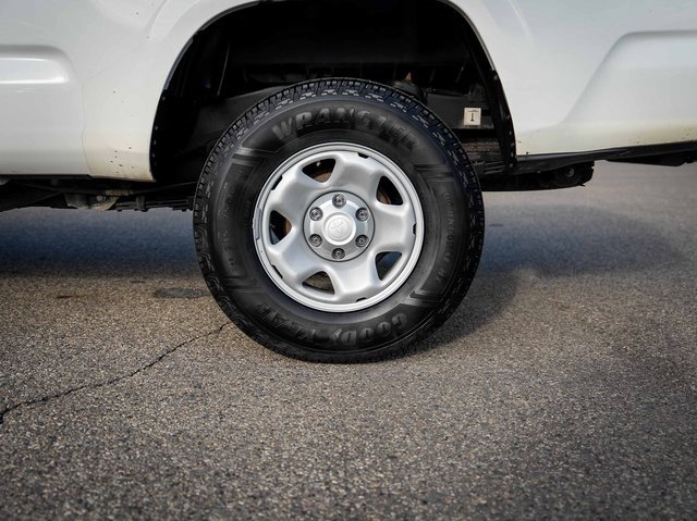 Used 2023 Toyota Tacoma SR image 9