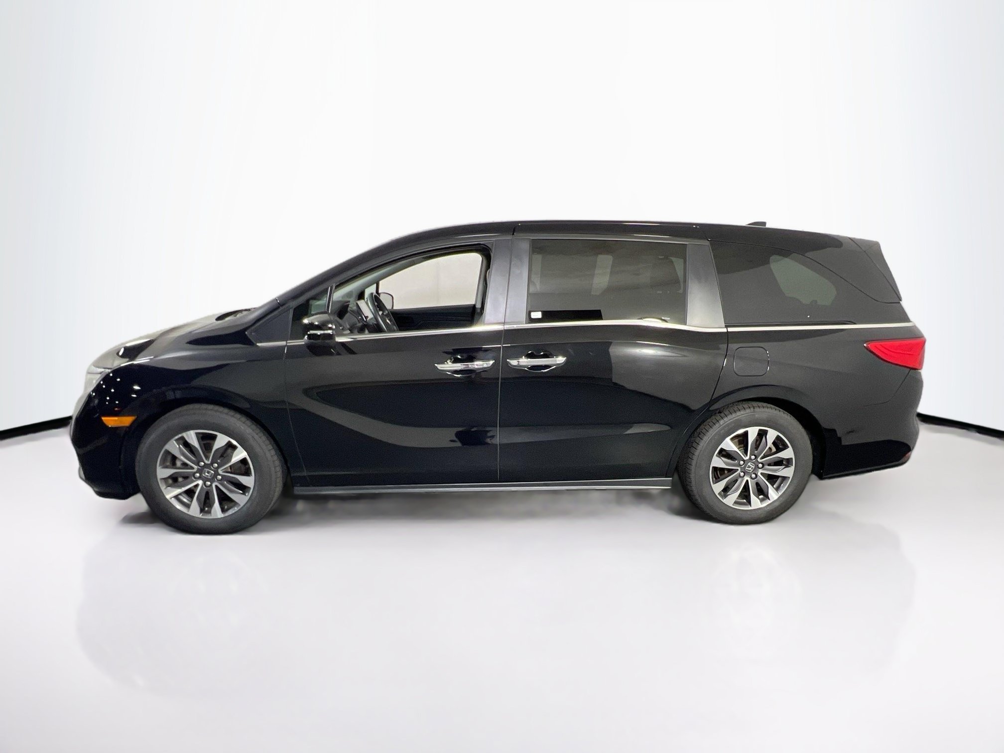Used 2023 Honda Odyssey EX-L image 8