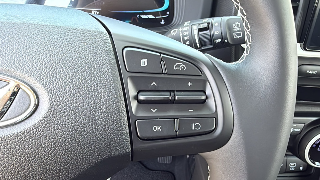 New 2026 Hyundai Venue SEL FWD image 22