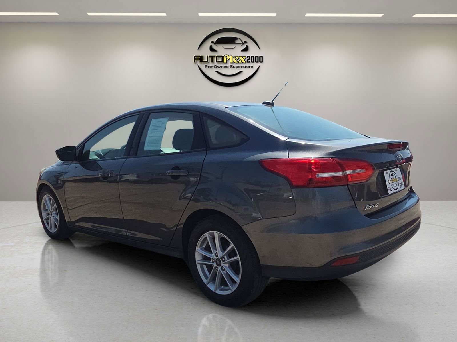 Used 2018 Ford Focus SE image 5