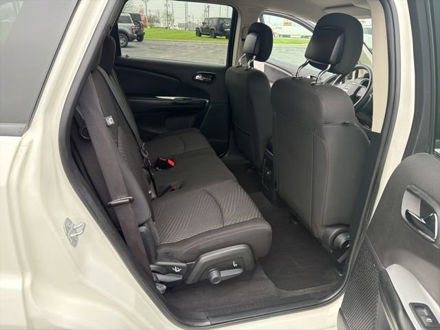 Used 2020 Dodge Journey SE FWD image 30