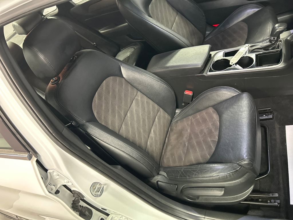 Used 2018 Hyundai Sonata Sport w/ Cargo Package image 24