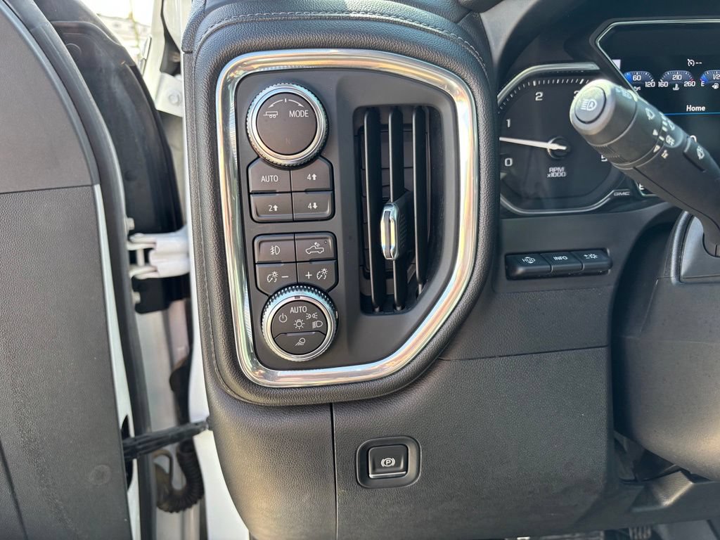Used 2020 GMC Sierra 3500 Denali w/ Denali Ultimate Package AWD/4WD image 16