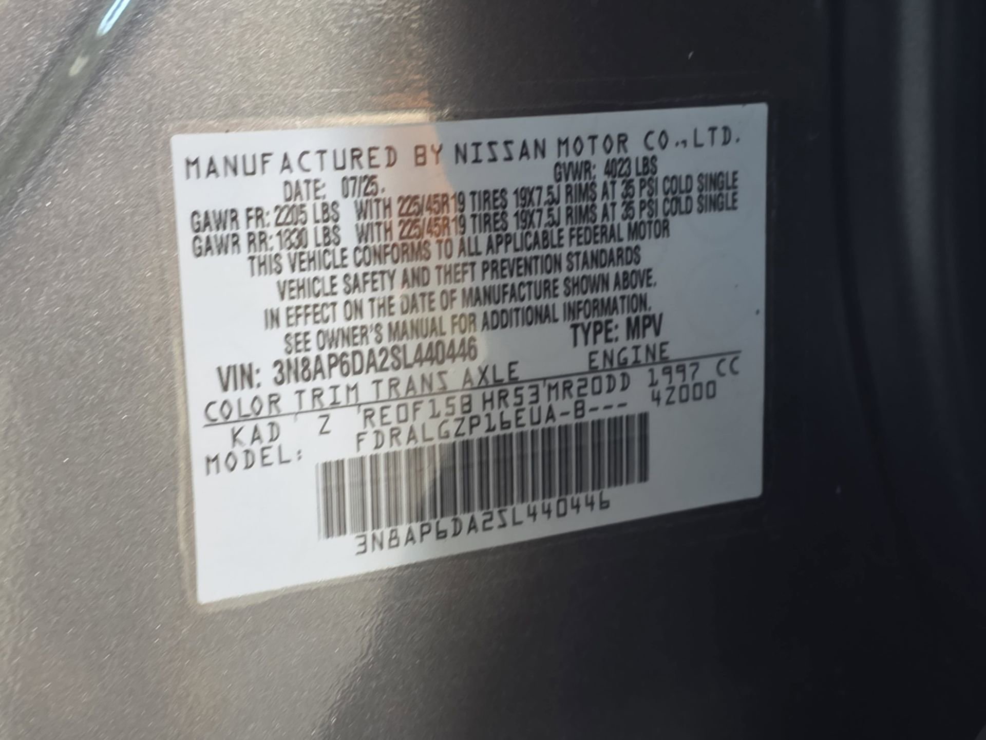 Certified 2025 Nissan Kicks SR image 31