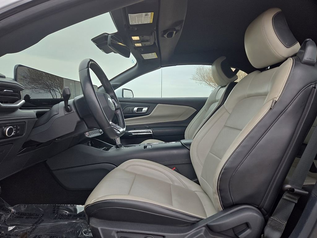 Used 2024 Ford Mustang Premium image 15