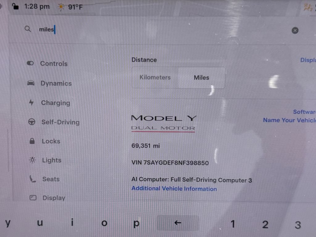 Used 2022 Tesla Model Y Performance AWD/4WD image 17