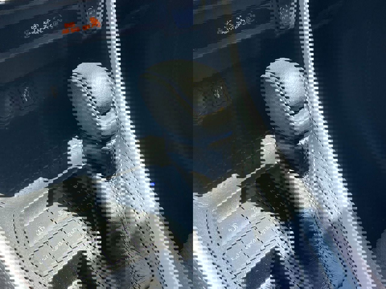 Used 2024 Toyota RAV4 XLE image 6