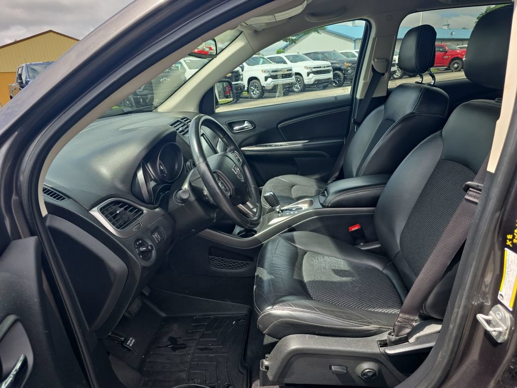 Used 2019 Dodge Journey Crossroad w/ Popular Equipment Group AWD/4WD image 23