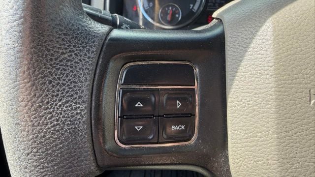 Used 2012 RAM 1500 Classic SLT AWD/4WD image 17