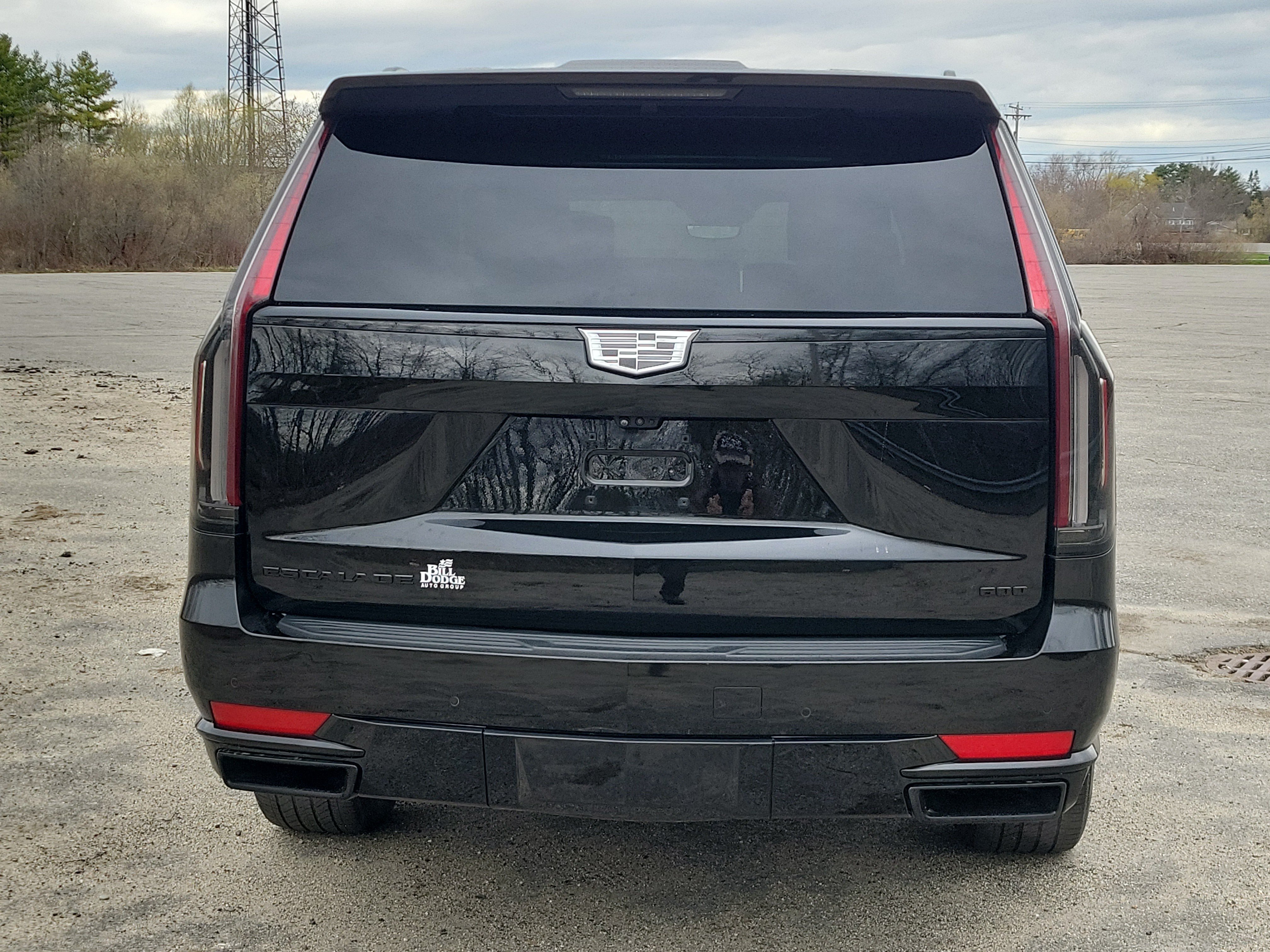 Certified 2024 Cadillac Escalade ESV Sport Platinum w/ LPO, ONYX Package AWD/4WD image 6