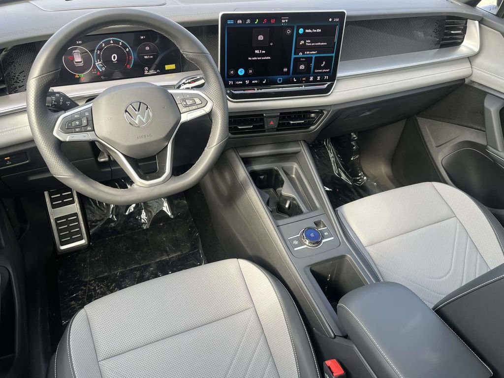 New 2026 Volkswagen Tiguan SE R-Line AWD/4WD image 10