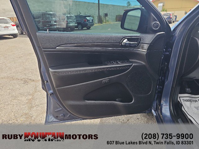 Used 2021 Jeep Grand Cherokee Limited AWD/4WD image 10