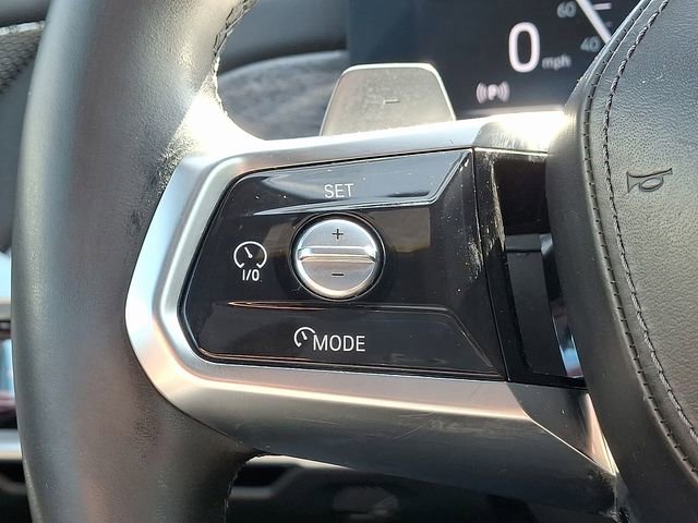 Used 2023 BMW 760i xDrive w/ Executive Package image 23