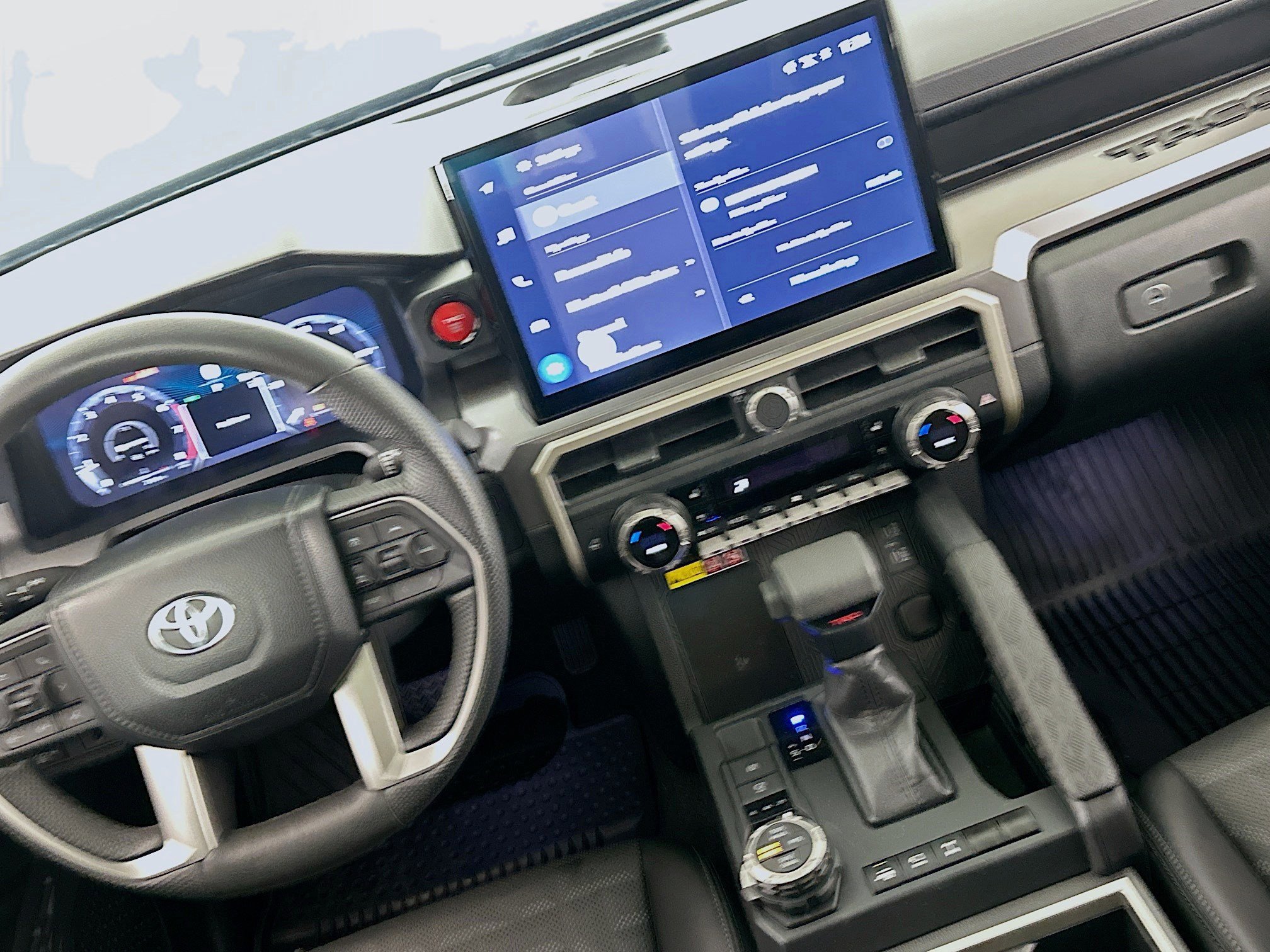 Used 2024 Toyota Tacoma TRD Off-Road w/ TRD Off Road Premium Package image 17