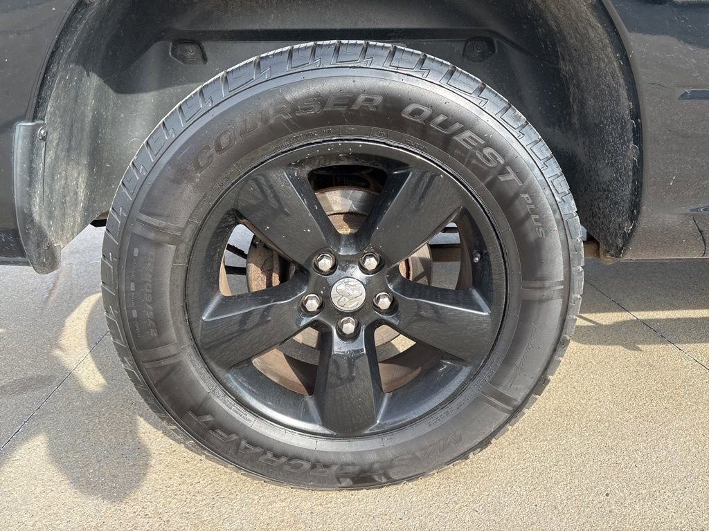 Used 2014 RAM 1500 Express w/ Black Ram 1500 Express Group image 43
