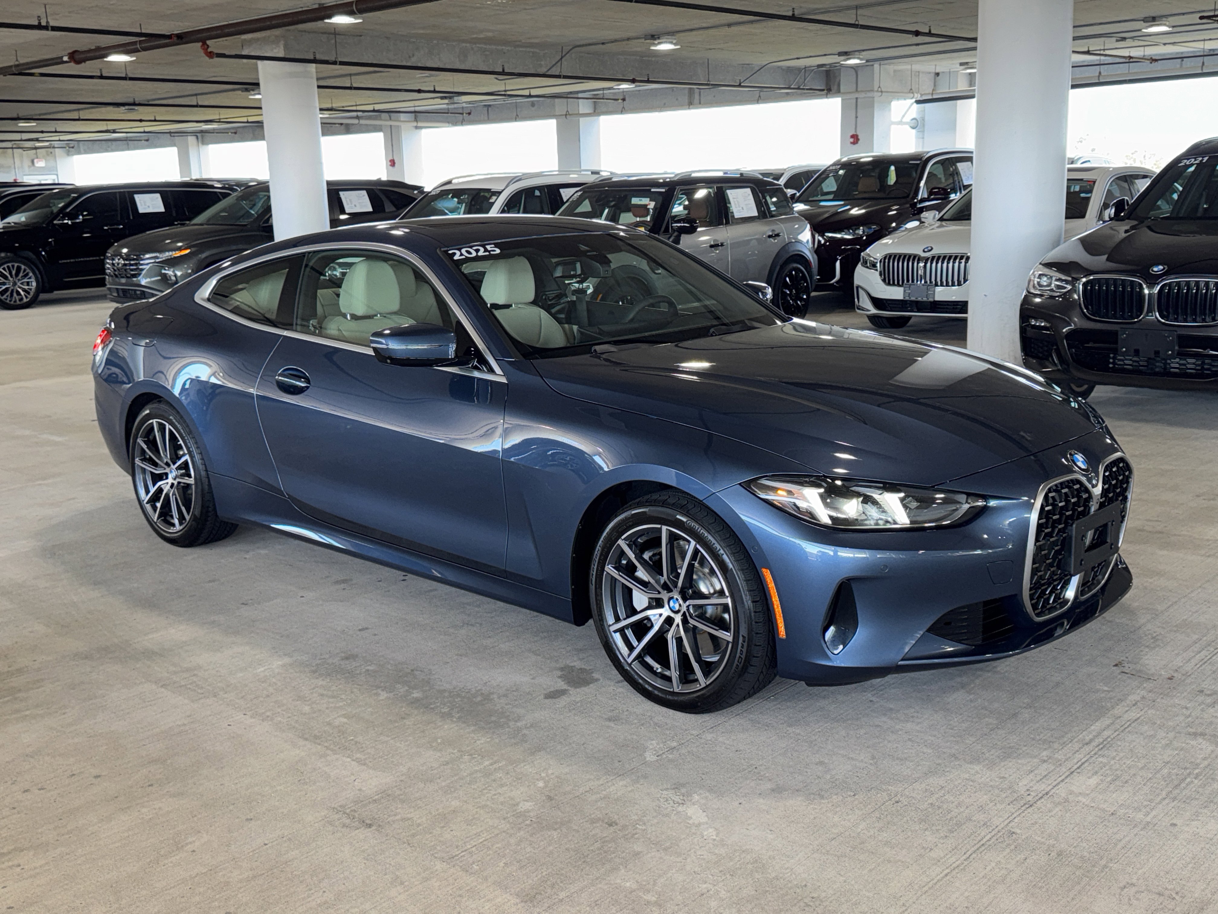 Used 2025 BMW 430i xDrive Coupe w/ Premium Package image 1