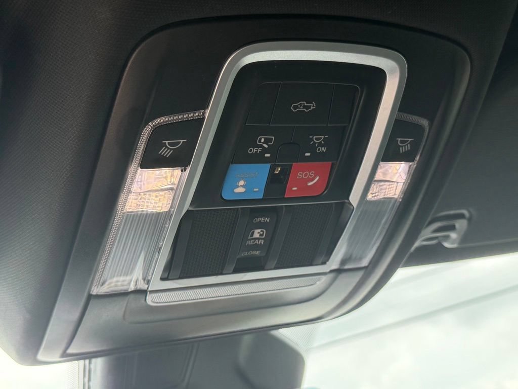Used 2025 RAM 1500 Big Horn AWD/4WD image 26