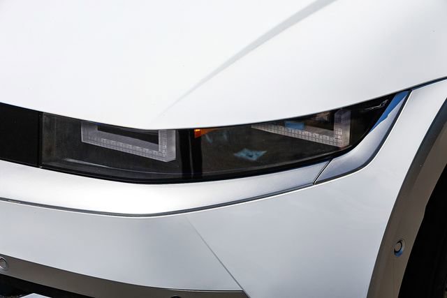 New 2026 Hyundai Ioniq 5 Limited RWD image 8