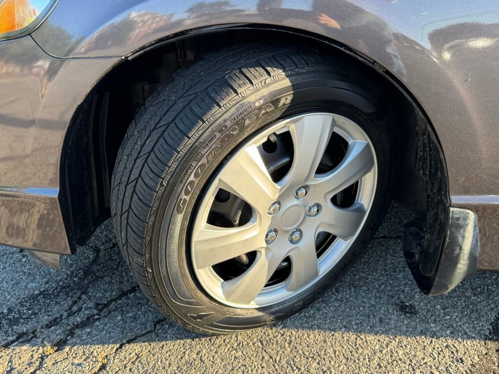 Used 2010 Honda Civic LX image 28