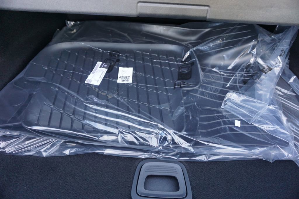 New 2026 Mercedes-Benz CLE 300 4MATIC Cabriolet image 67