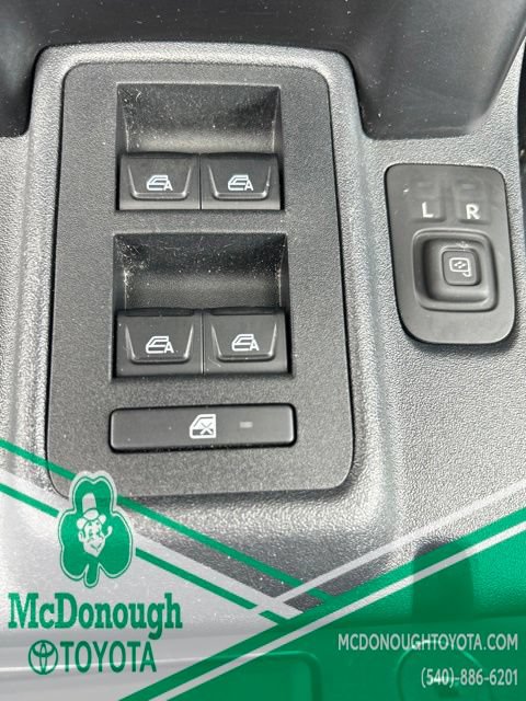 Used 2025 Ford Bronco Badlands AWD/4WD image 19