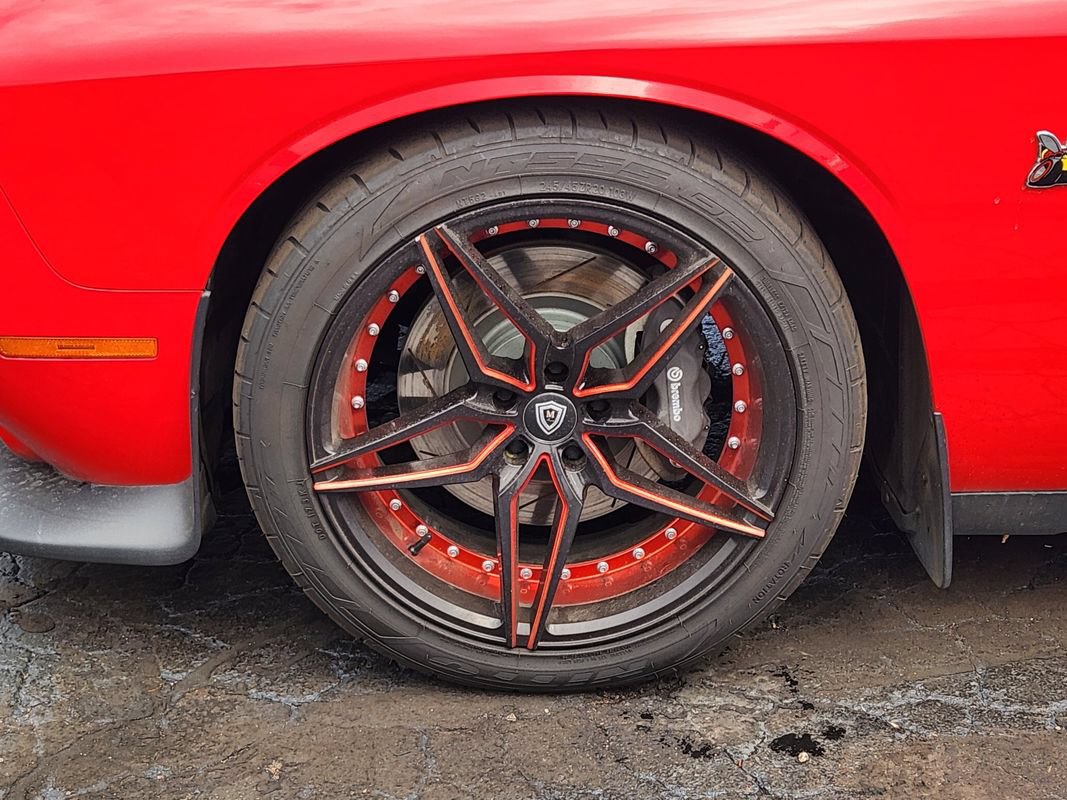 Used 2016 Dodge Challenger R/T Scat Pack RWD image 10