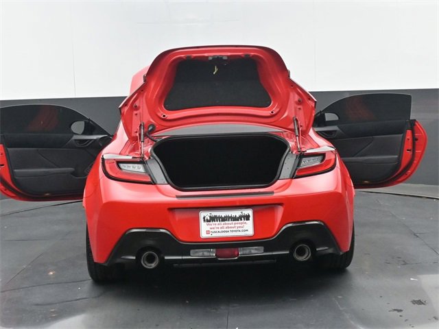 Used 2025 Toyota GR86 Premium image 31