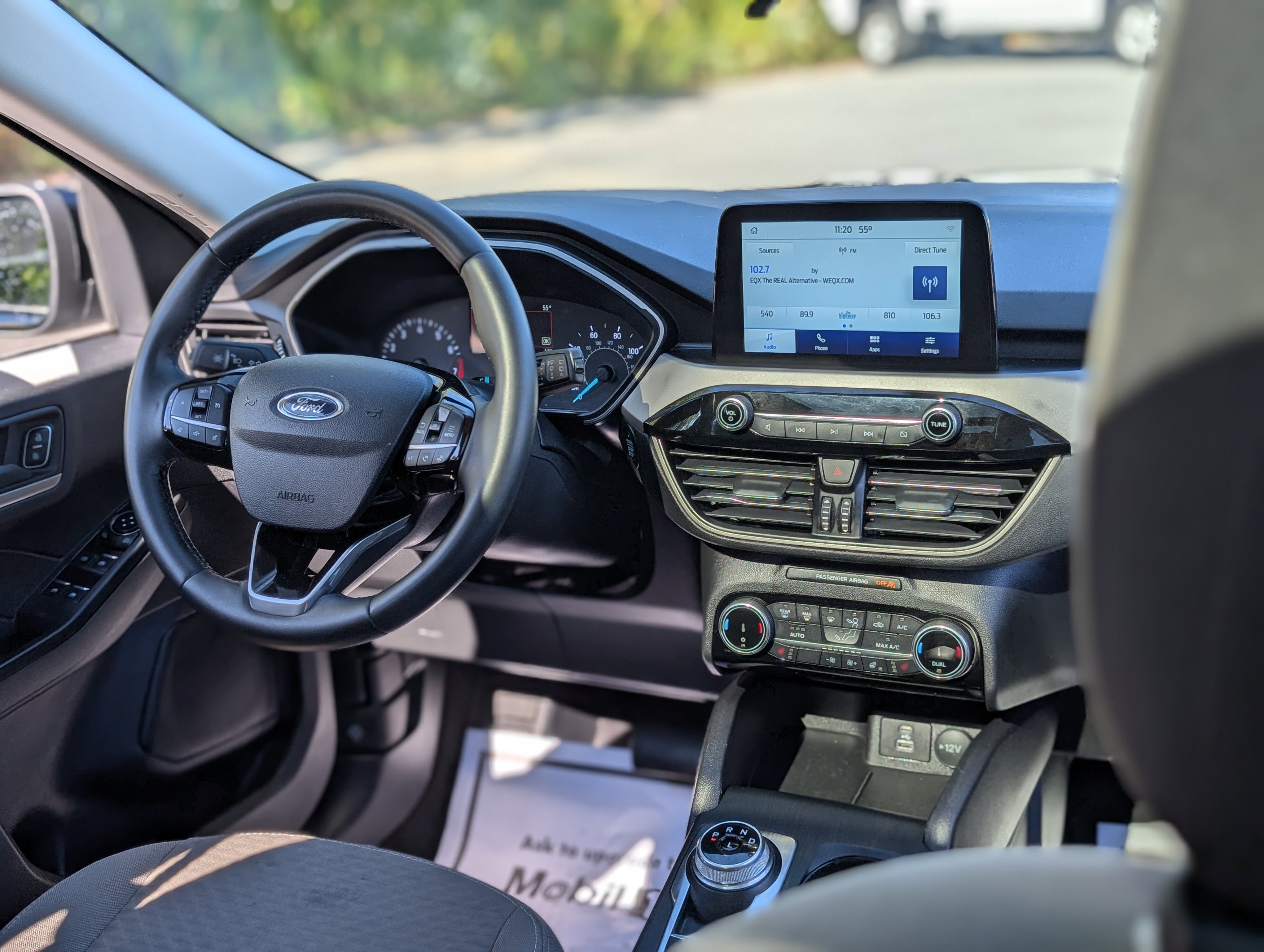 Used 2022 Ford Escape SE w/ SE Sport Appearance Package image 14