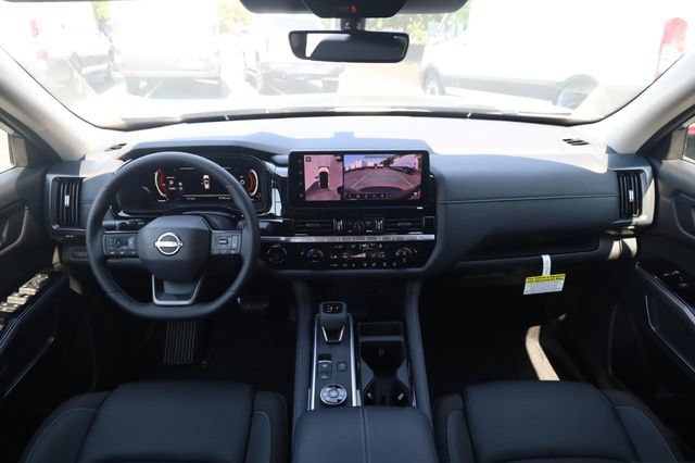 New 2026 Nissan Pathfinder SL AWD/4WD image 7