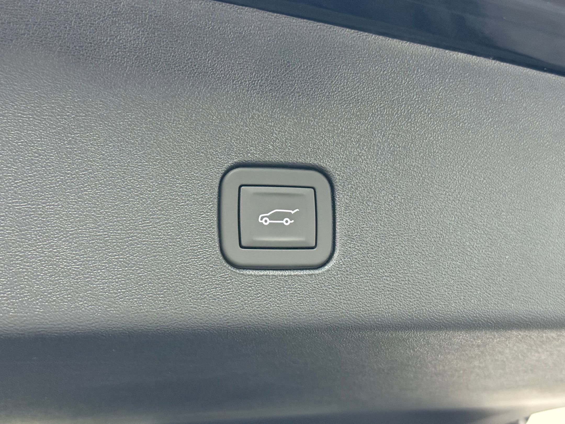 New 2026 Cadillac Optiq Sport 1 image 43