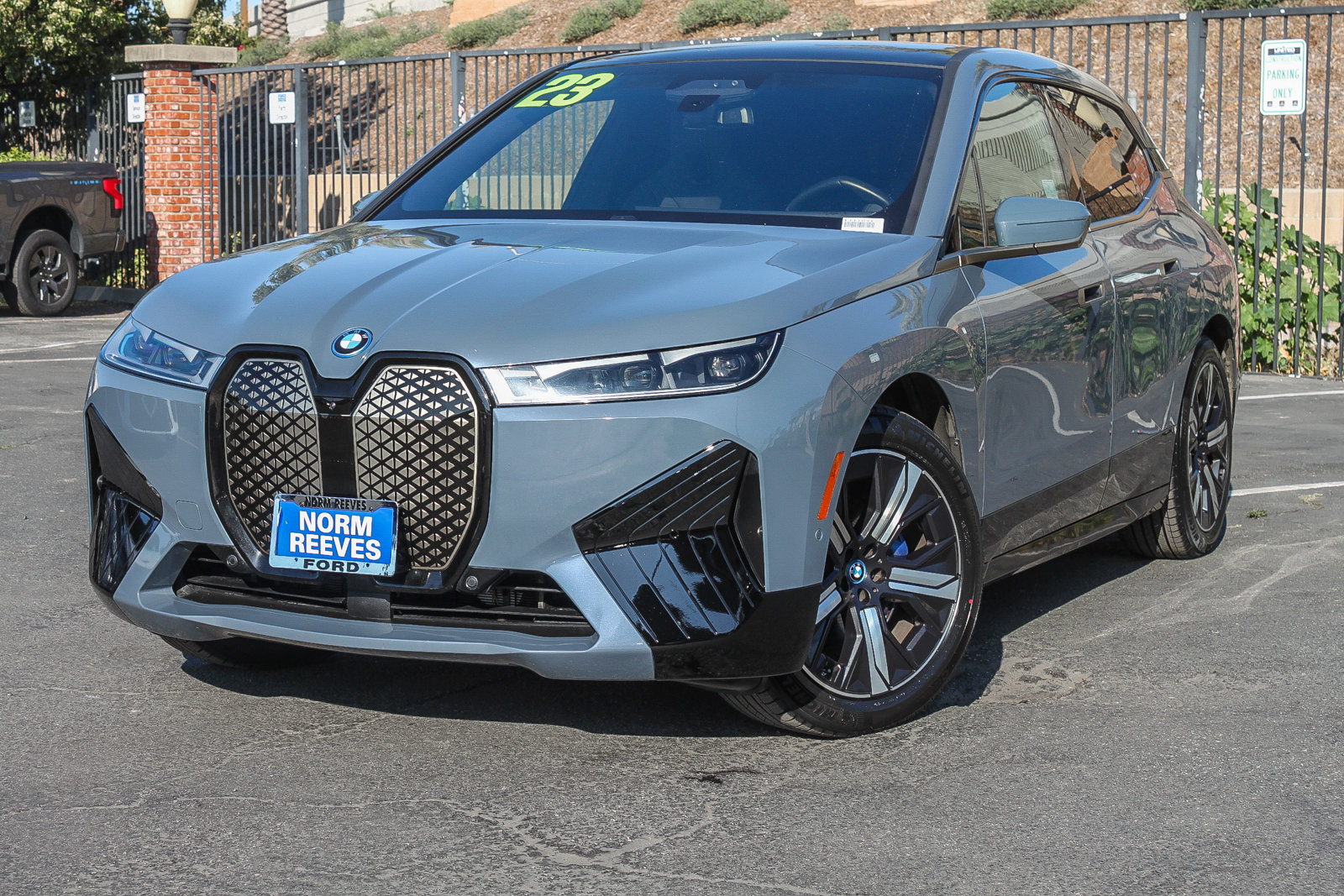 Used 2023 BMW iX xDrive50 w/ Premium Package AWD/4WD 360° Tour