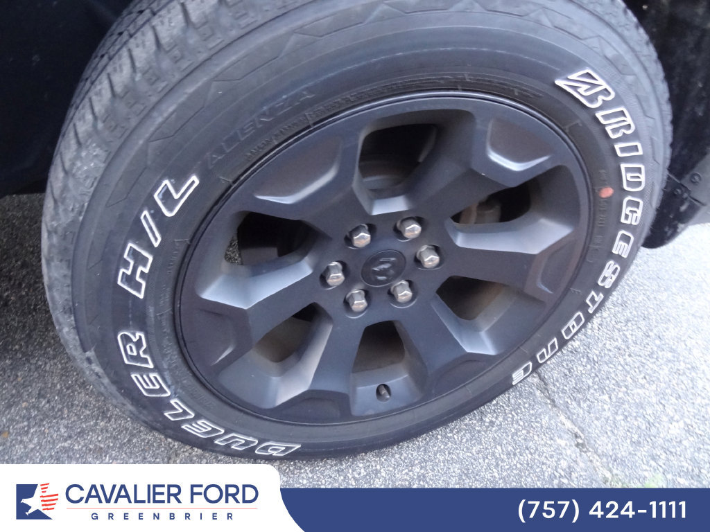 Used 2025 RAM 1500 Big Horn AWD/4WD image 9