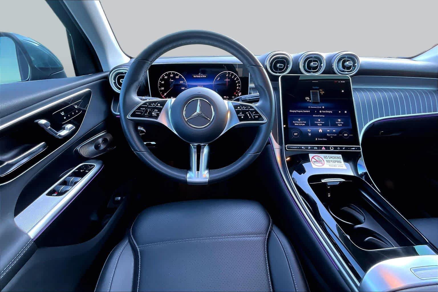 Used 2025 Mercedes-Benz GLC 350e 4MATIC image 6