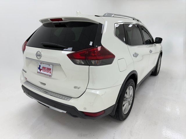 Used 2019 Nissan Rogue SV image 40