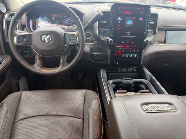 Used 2026 RAM 2500 Limited AWD/4WD image 9