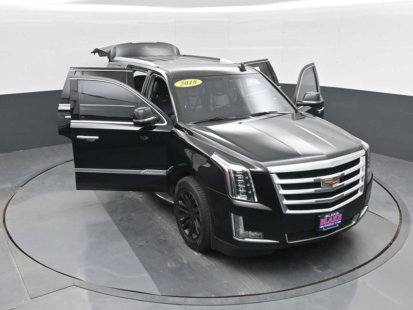 Used 2018 Cadillac Escalade 4WD image 37